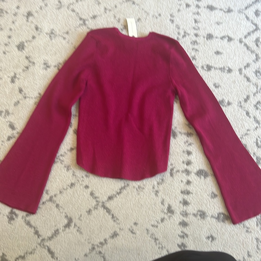 Maeve by Anthropologie‎ NWT Square Neck Bell Sleeve Sweater Raspberry Sparkle - Picture 9 of 9